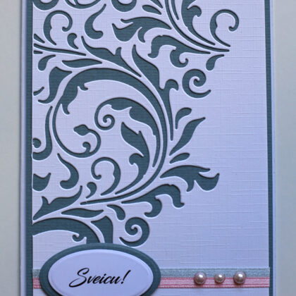 10,5 x 14,8 cm rokām darināta kartiņa aploksnē. 5,-e