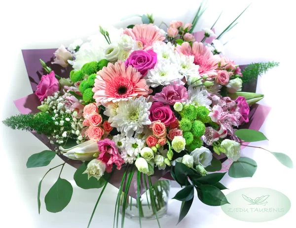 Lielais pušķis folijā. Diametrs 55 cm. 85,-e